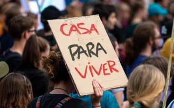 A Crise da Habitação e os Limites do Direito à Propriedade.